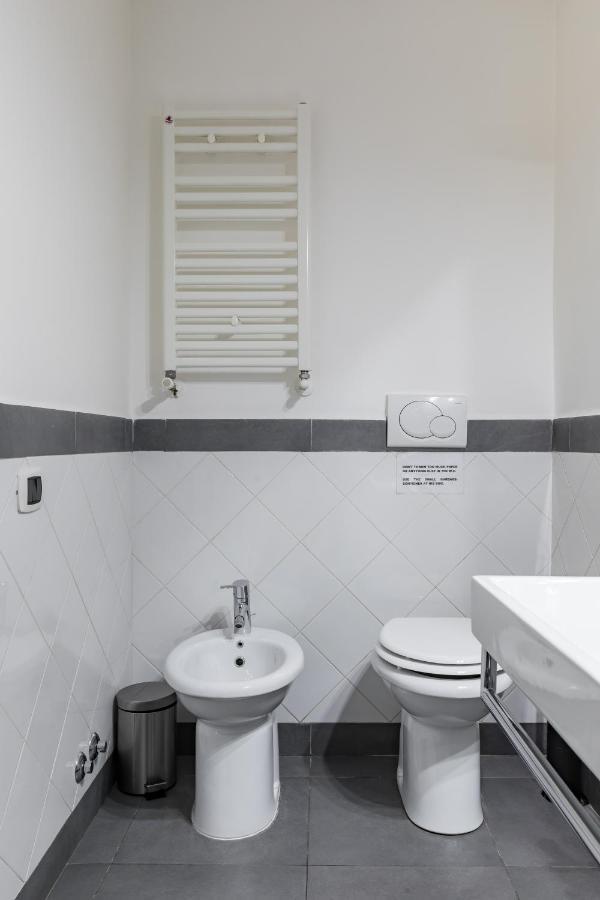 Trevi Fountain Modern Loft Apartment *